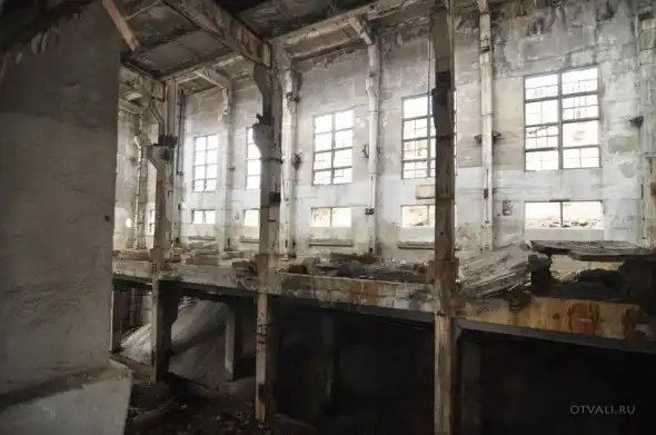 Заброшенный горно-обогатительный комбинат.ти