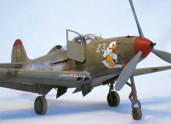 Модели-копии самолетов Второй Мировой.