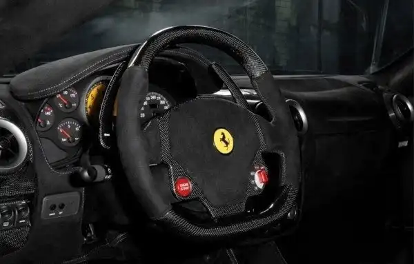Самая основная функция новой модели автомобиля Ferrari