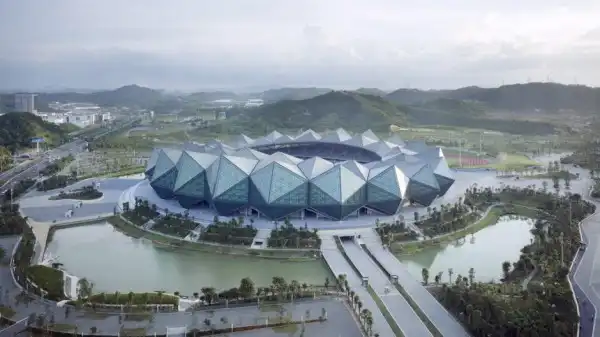 Universiade Sports Center in Shenzhen – кристаллообразный спортивный комплекс в Китае