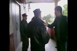 Мурманские полицейские против быдло-чела