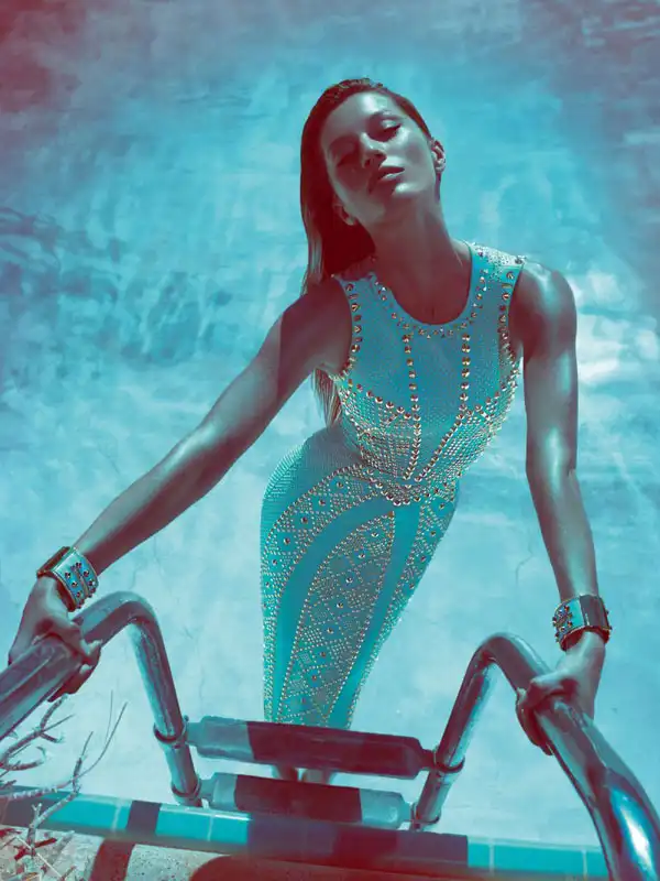 Жизель Бундхен в рекламной кампании Versace
