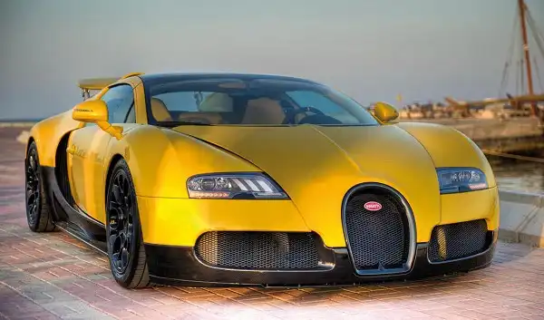 Veyron переоделся в "костюм" Bumblebee в Катаре