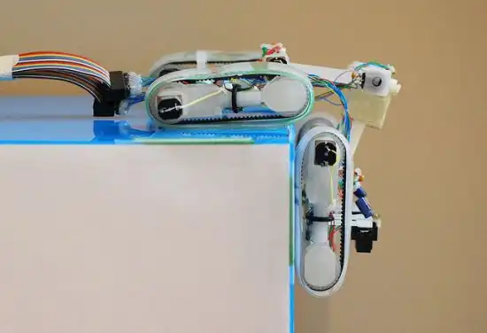 Канадцы построили робота-стенолаза на наногусеницах