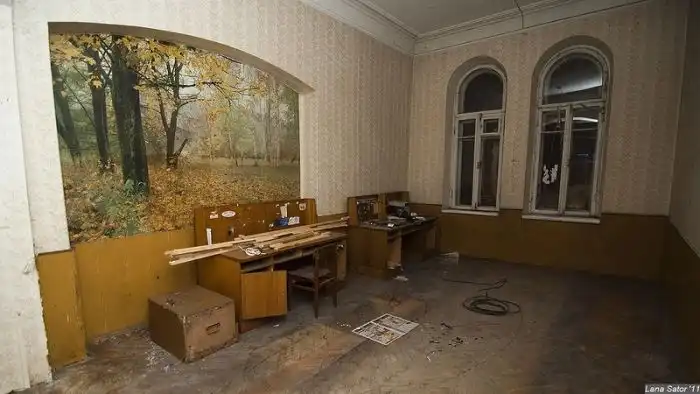 Заброшенный отель в Киеве
