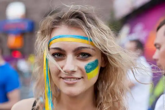 Болельщицы на матче Украина-Швеция