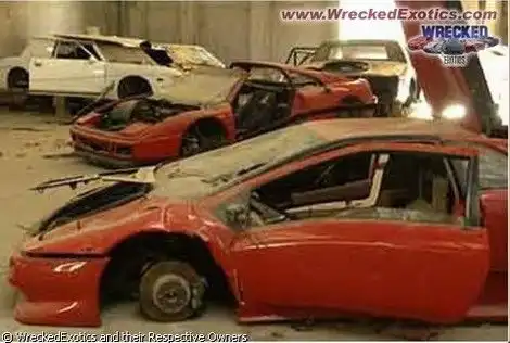 Коллекция автомобилей Удея Хусейна.