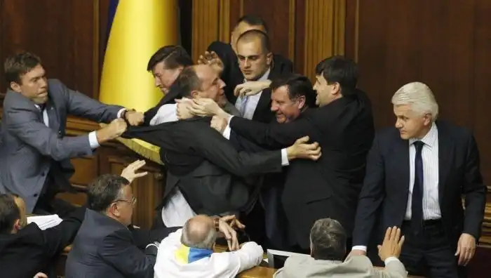 Массовые драки в украинском парламенте