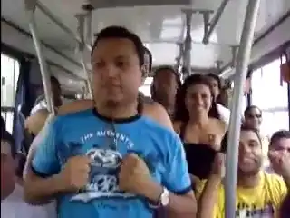 Такая поездка в автобусе в Бразилии - это норма
