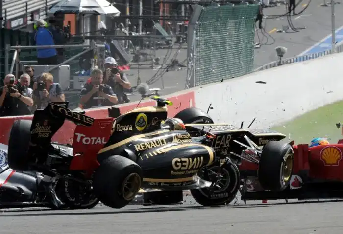 Ромен Грожан стал виновником аварии на гонках «Формула-1»