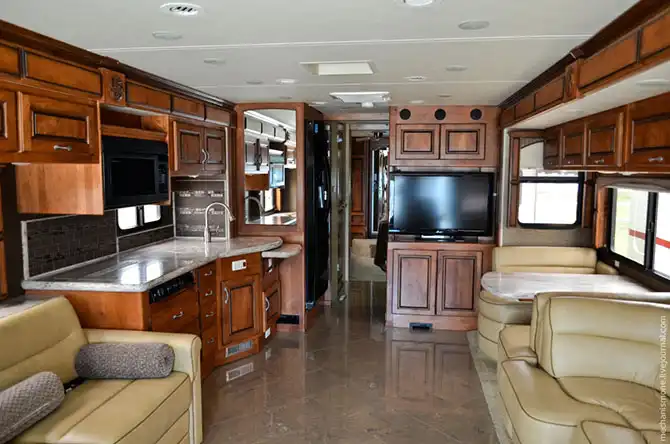 Как устроены дома на колёсах