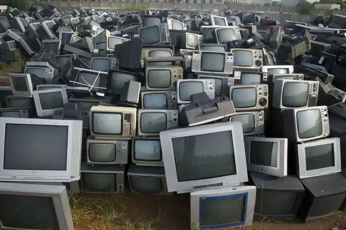 Кладбище телевизоров в Китае