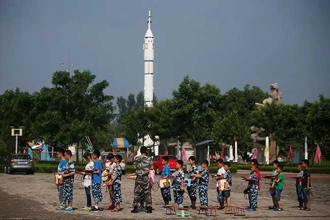 Детский учебный лагерь в Китае