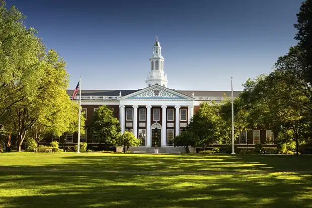 Лучшие американские программы MBA — 2013