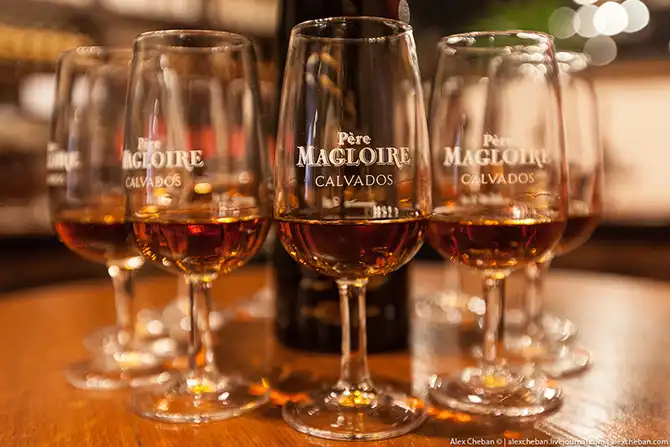 Время собирать яблоки...