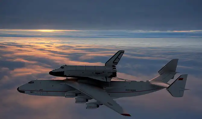 Самые большие корабли и самолеты