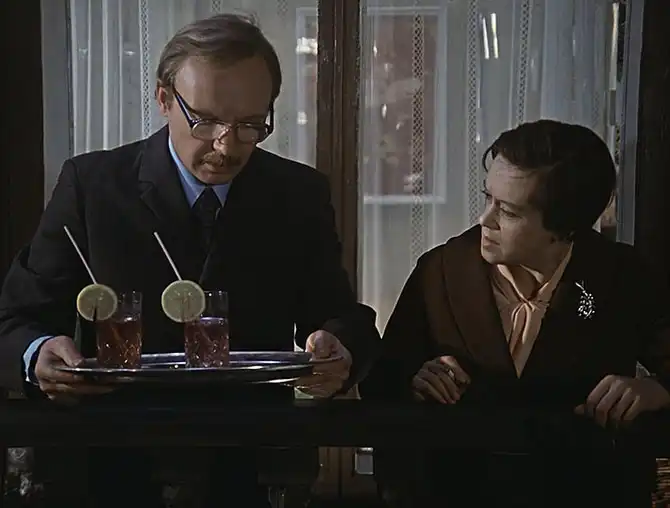 Интересные факты о «Служебном романе»