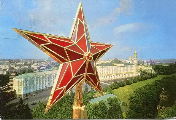 7 главных фактов о кремлевских звездах