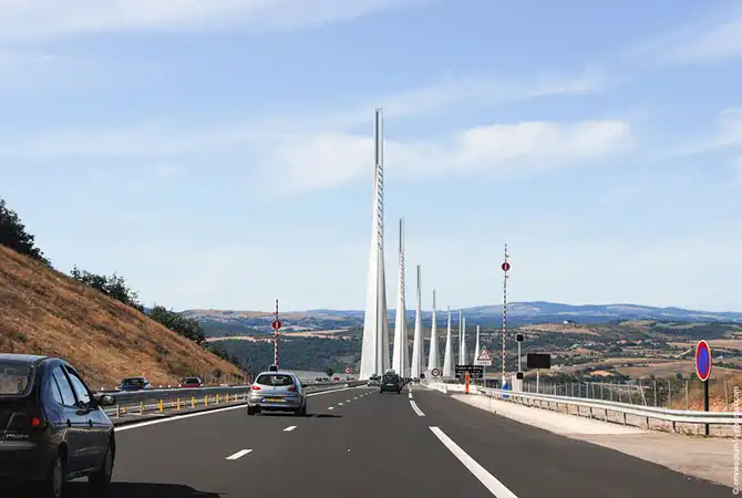 Виадук Мийо — рекордсмен среди мостов