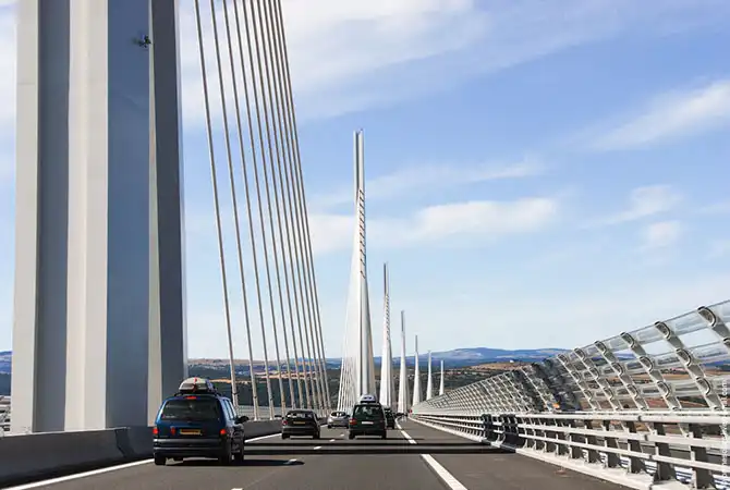 Виадук Мийо — рекордсмен среди мостов