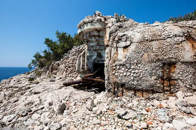Заброшенная подземная военная база в Хорватии