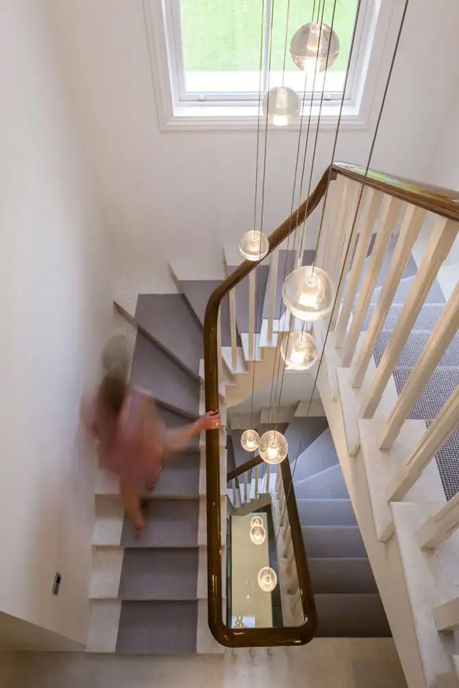 Пятиэтажный особняк в викторианском стиле