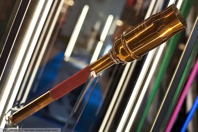 Экскурсия на выставку Олимпийских факелов в ГУМе