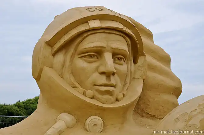 Фестиваль песчаных скульптур в Бургасе