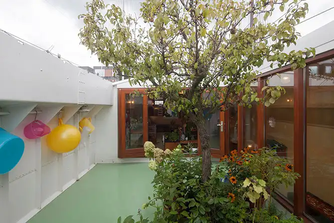 Дом на барже в Амстердаме