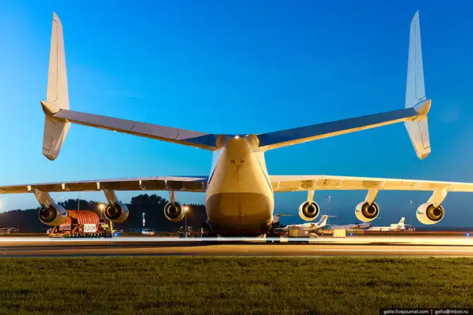 Ан-225 «Мрия» - самый большой самолет в мире