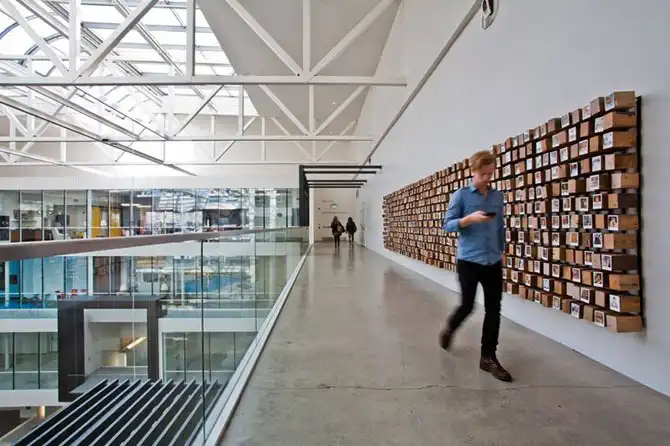 Штаб-квартира компании «Airbnb» в Сан-Франциско