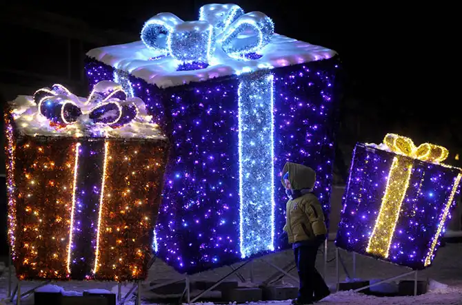 22 примера праздничных огней на улицах городов