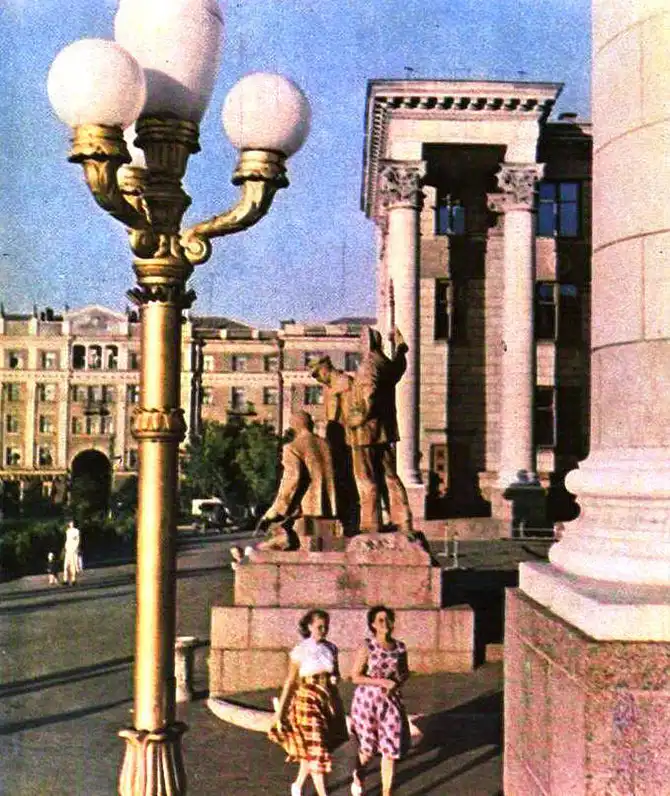 Красные аватары Украины из журнала «Огонек» (1950-61)