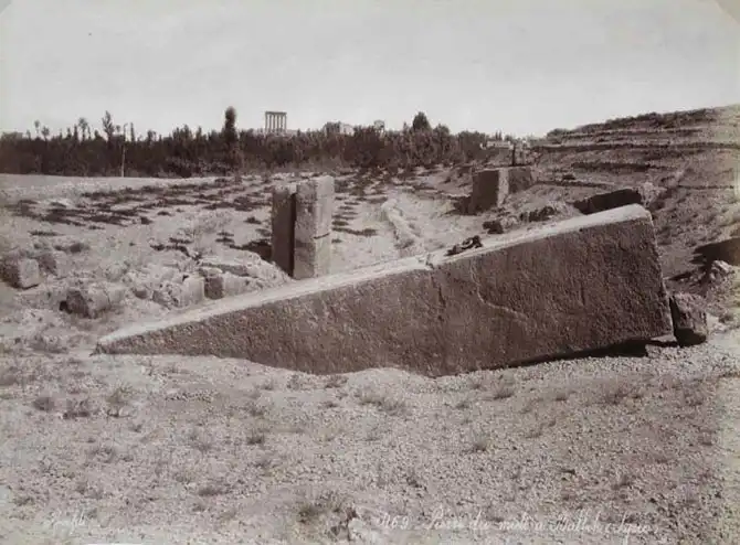 9 объектов и сооружений, в происхождении которых люди подозревают инопланетян