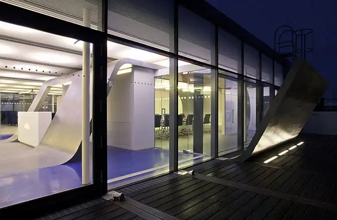 Штаб-квартира Red Bull в Лондоне