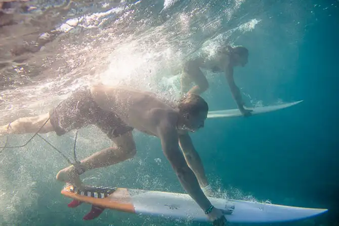 Что происходит с обратной стороны волны