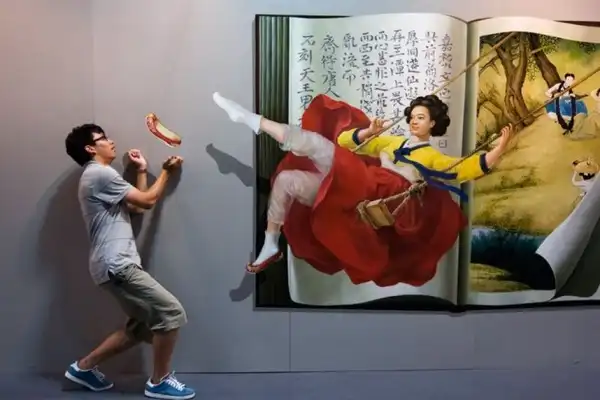 Выставка интерактивного изобразительного искусства в Международном выставочном центре в городе Ханчжоу.