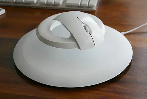 Беспроводная парящая компьютерная мышка
