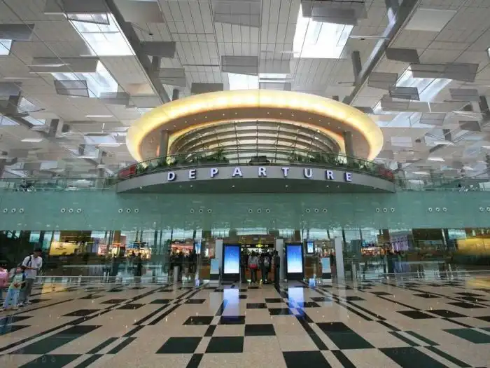 Чанги - сингапурский аэропорт, в котором не соскучишься