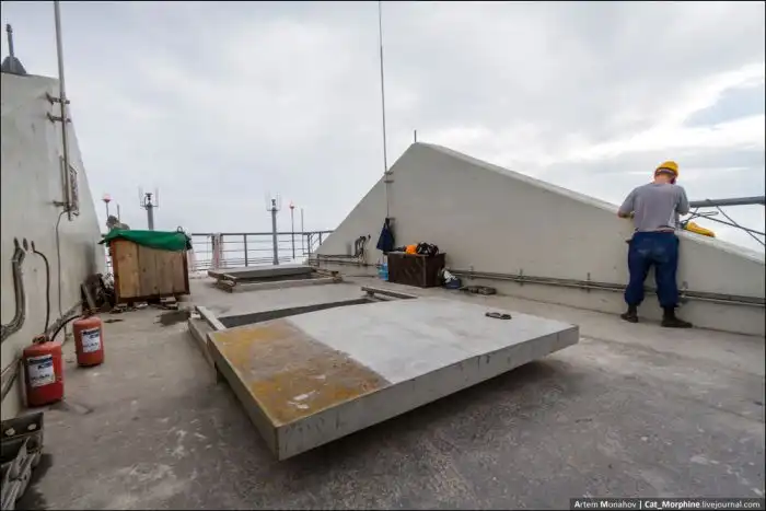 Подъем на самый большой в мире вантовый мост на остров Русский