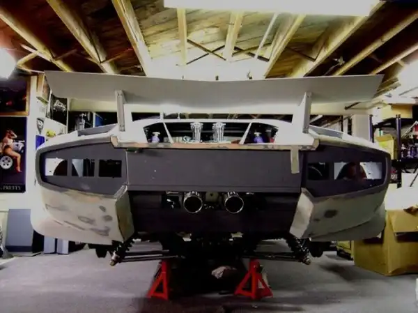 Lamborghini из подвала