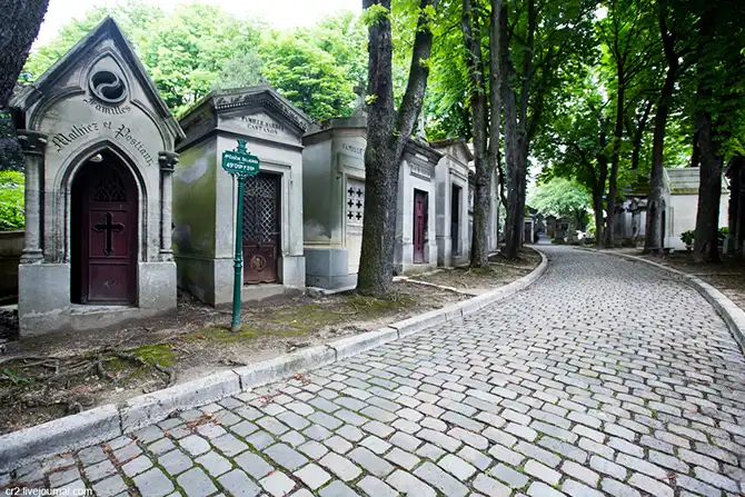 Кладбище Пер-Лашез в Париже