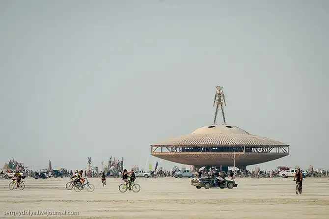 Фестиваль Burning Man 2013