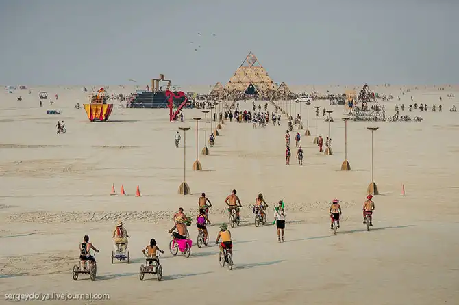 Фестиваль Burning Man 2013