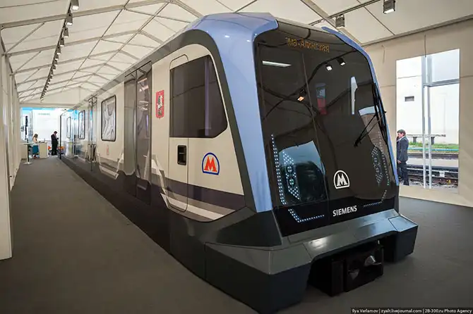 Инновационные поезда на международном железнодорожном салоне