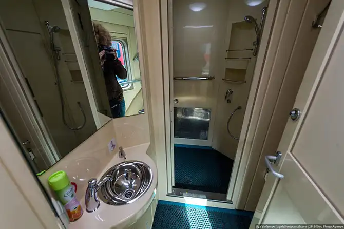 Инновационные поезда на международном железнодорожном салоне