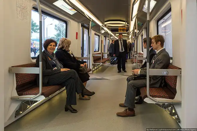 Инновационные поезда на международном железнодорожном салоне