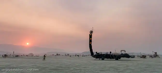 Необычный транспорт на фестивале Burning Man 2013