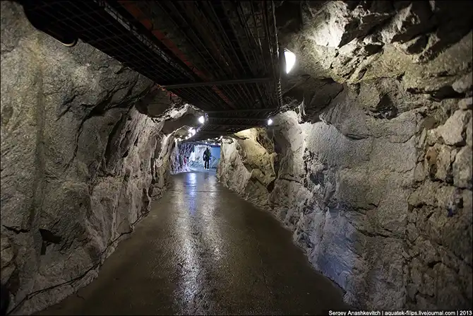 Путешествие на Вершину Aiguille Du Midi 3842 метра над уровнем моря