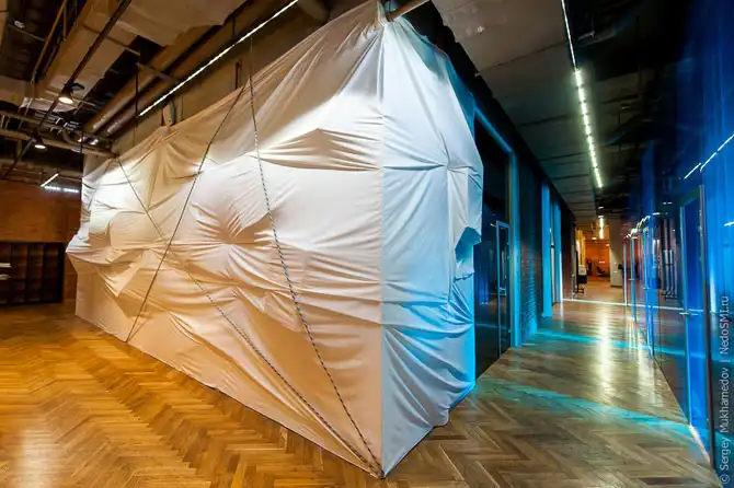 Необычный офис: большая коммуналка